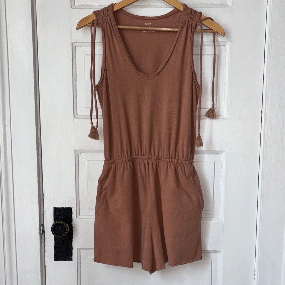 AERIE STRETCH JERSEY COTTON ROMPER WITH TASSEL TIE STRAPS - Picture 2 of 9